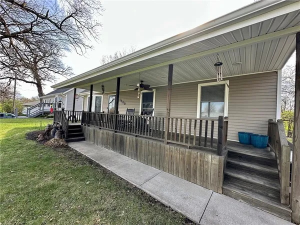 $269,000 | 1322 North Dewey Street, Maryville, MO 64468