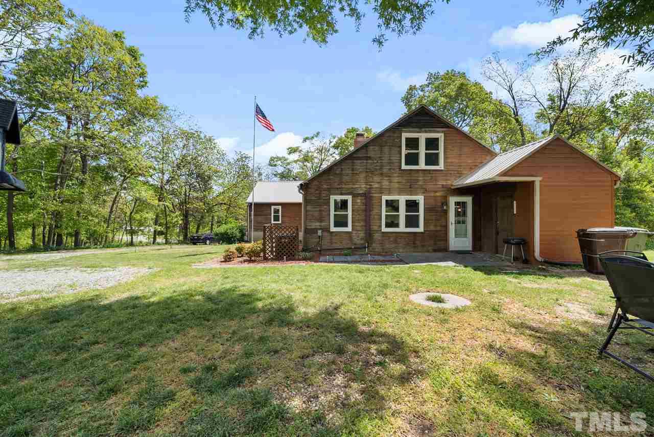 321 South Foushee Street Roxboro, NC 27573 - Photo 3 of 30