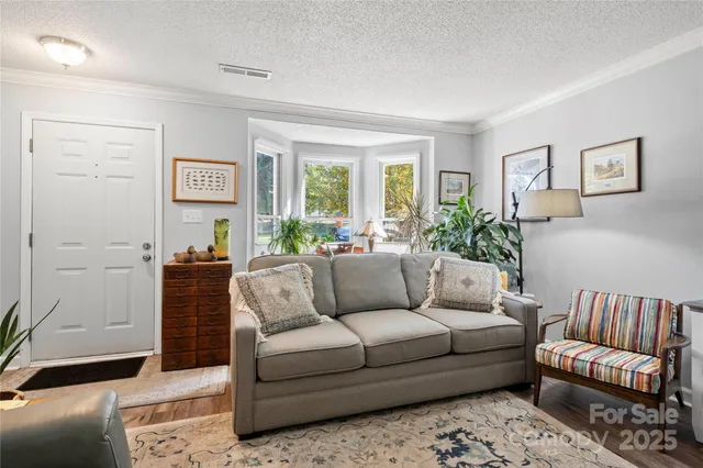 $255,000 | 1751 Robinwood Road, Gastonia, NC 28054