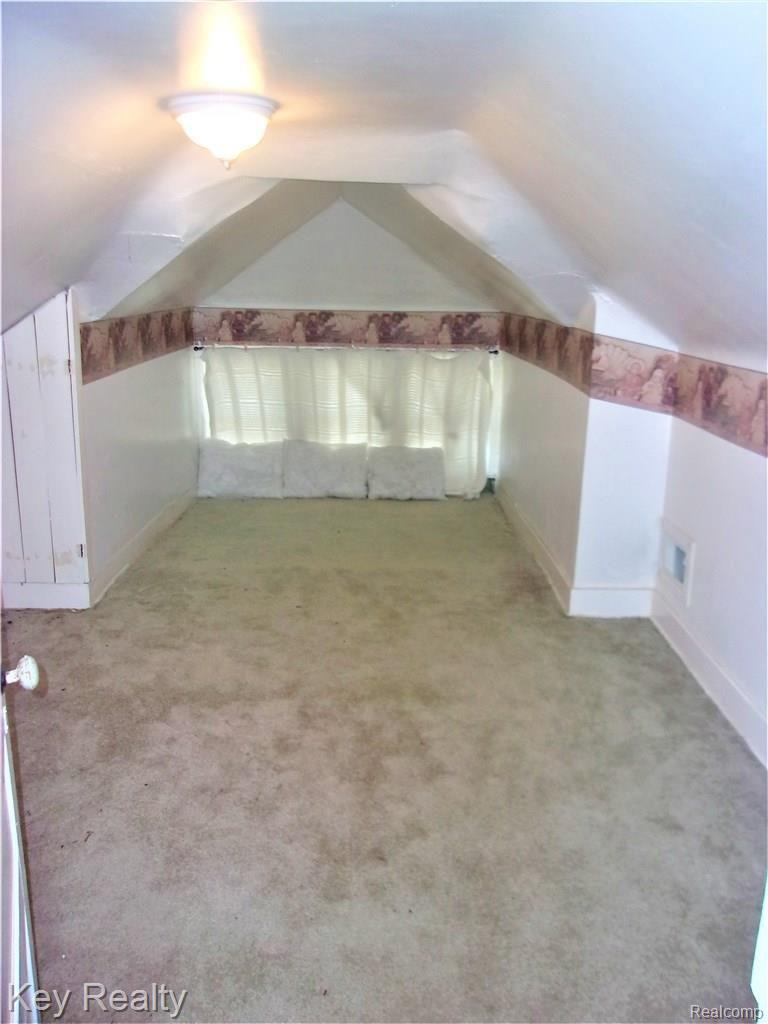 37016 Goddard Road Romulus, MI 48174 - Photo 13 of 23 240_2291 (2).JPG