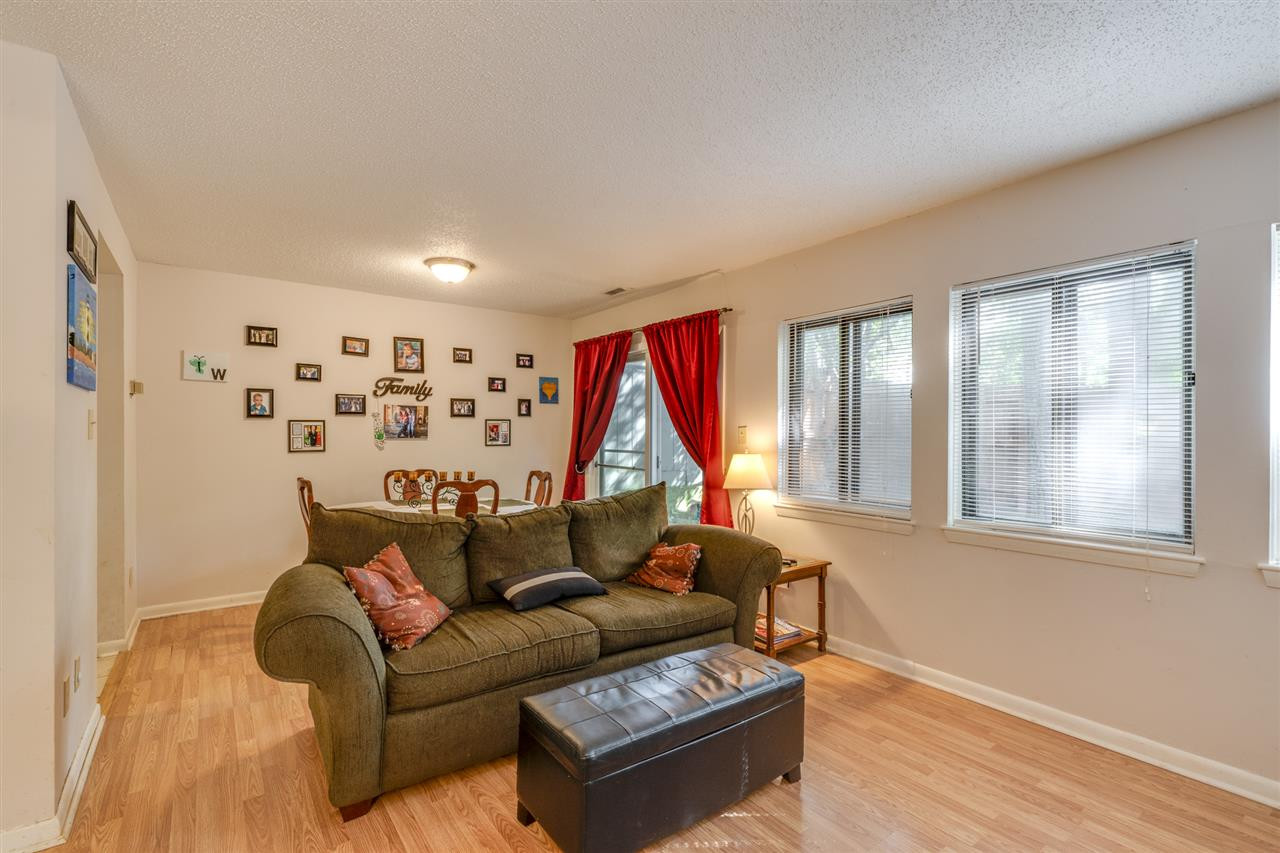 6006 Farm Gate Road Raleigh, NC 27606 - Photo 10 of 21 Photo 10