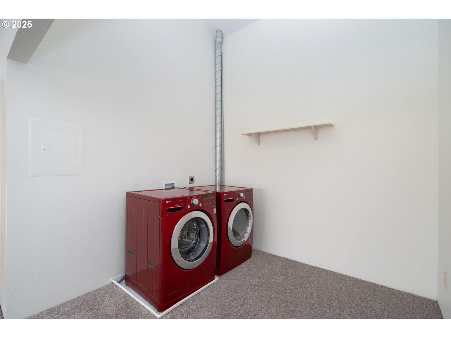 13775 Southwest Scholls Ferry Road, Unit 215 Beaverton, OR 97008 - Photo 13 of 29 Laundry
