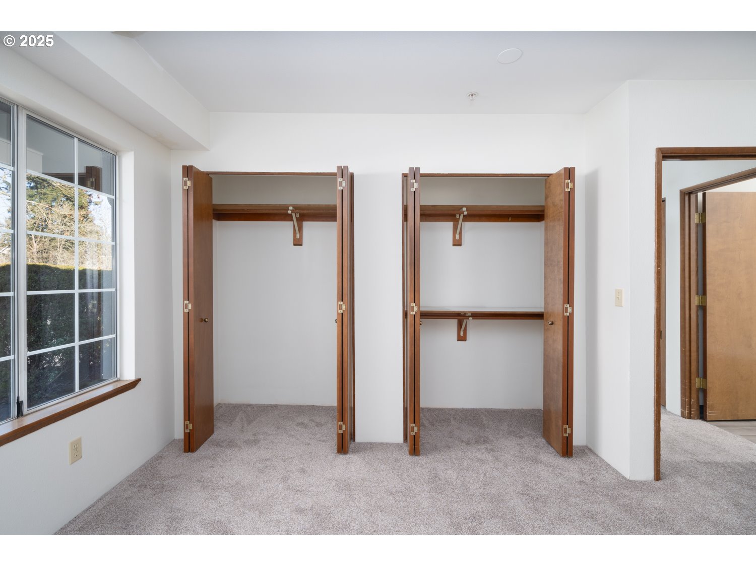 13775 Southwest Scholls Ferry Road, Unit 215 Beaverton, OR 97008 - Photo 10 of 29 Bedroom