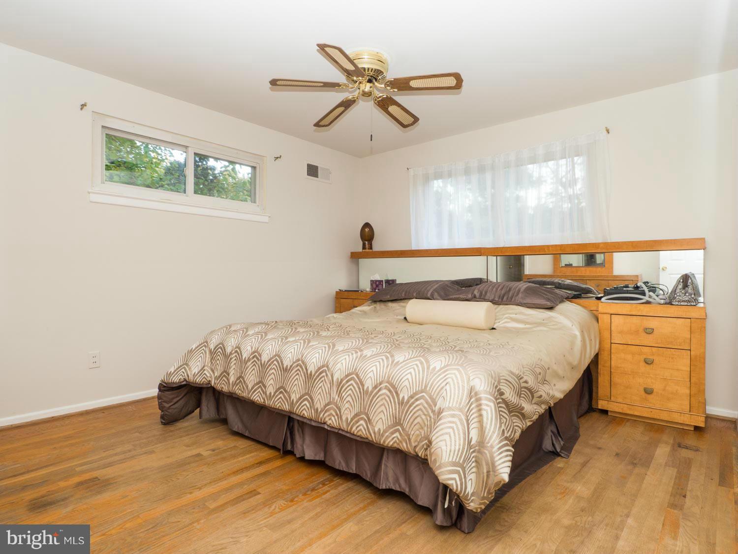 3 McAlpine Court Silver Spring, MD 20901 - Photo 11 of 25 Bedroom (Master)