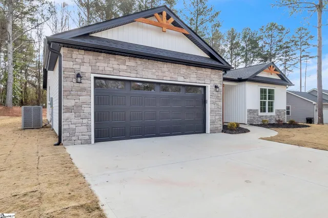 $364,900 | 120 Spearman Drive, Pelzer, SC 29669