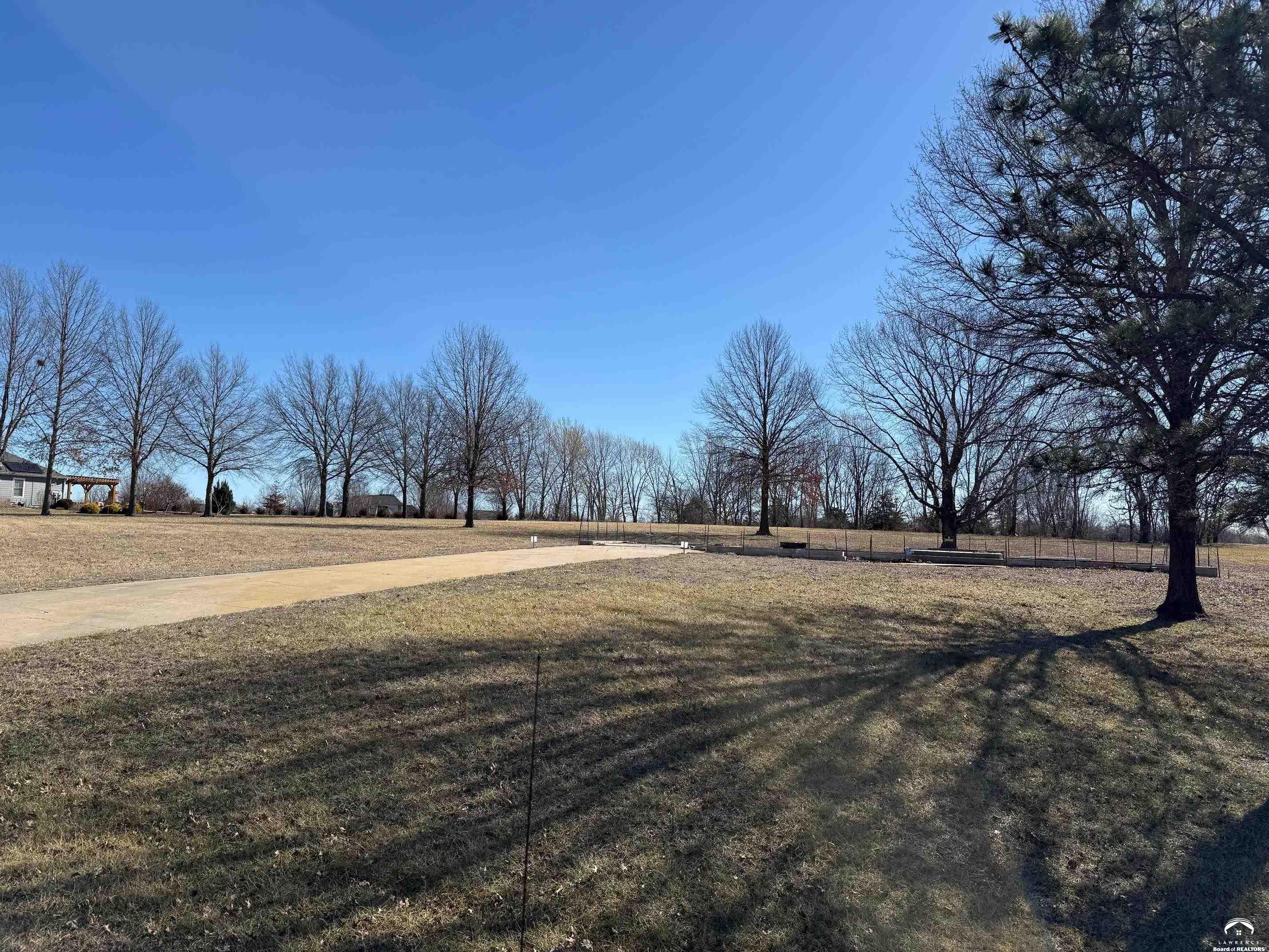 1122 East 1264th Road Lawrence, KS 66047 - Photo 2 of 16