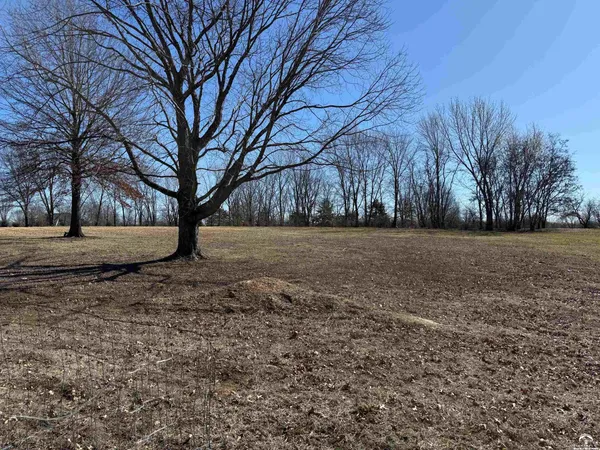 $399,000 | 1122 East 1264th Road, Lawrence, KS 66047