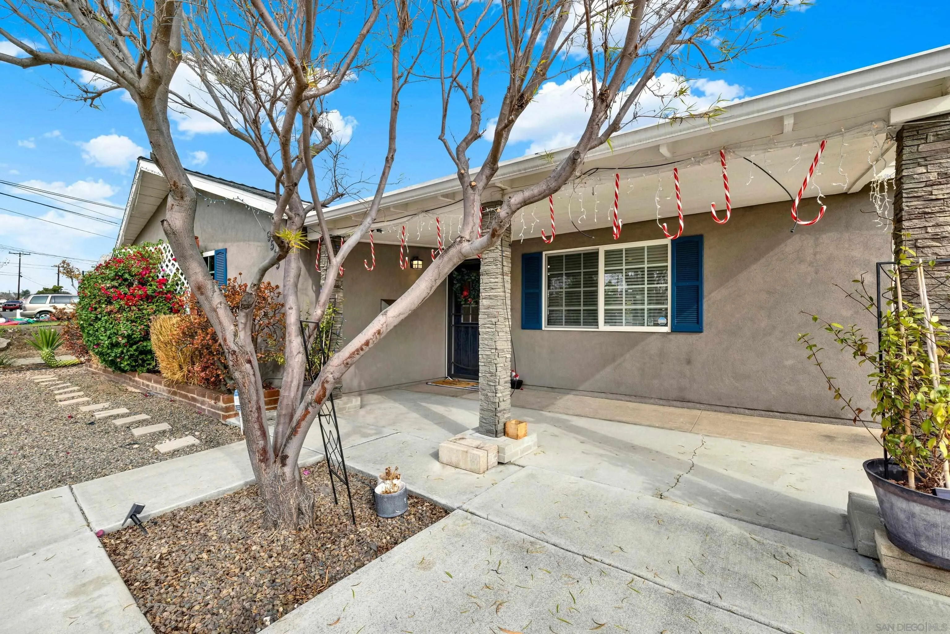 9515 Domer Road Santee, CA 92071 - Photo 6 of 45