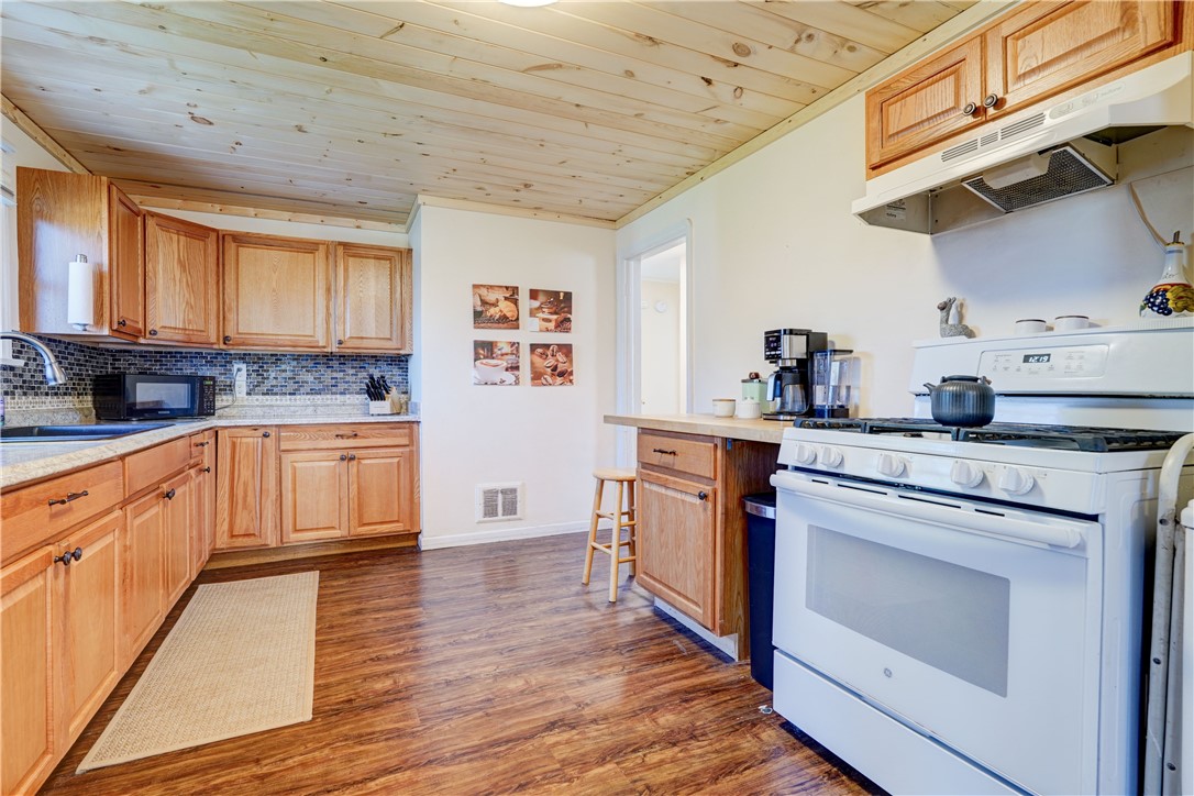 162 Nantucket Road Greece, NY 14626 - Photo 18 of 43
