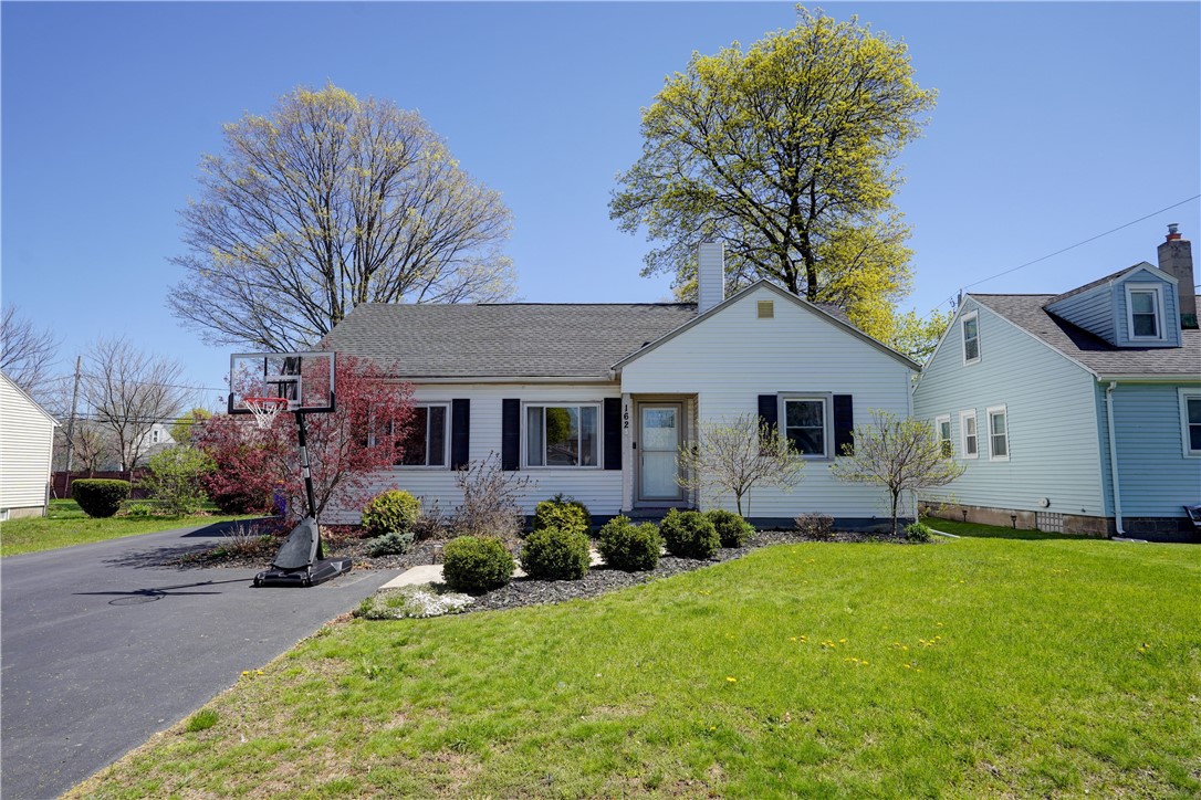 162 Nantucket Road Greece, NY 14626 - Photo 2 of 43