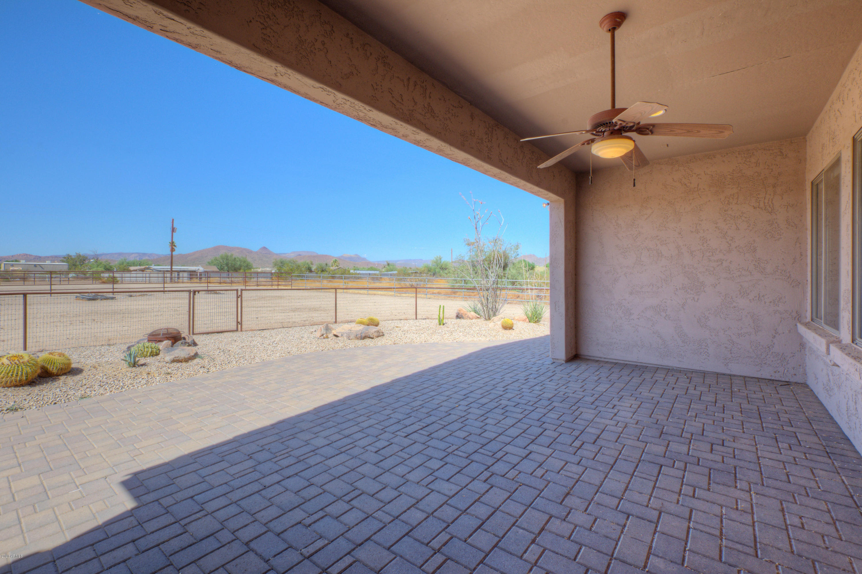 838 East Dolores Road Phoenix, AZ 85086 - Photo 17 of 25 Covered Patio