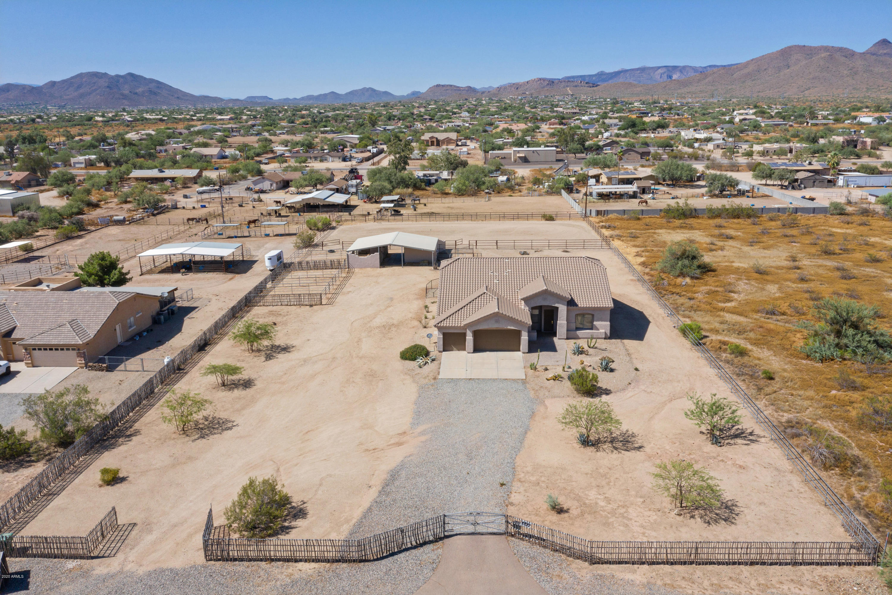 838 East Dolores Road Phoenix, AZ 85086 - Photo 21 of 25 838 E Delores Phoenix AZ 85086-print-021