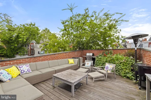 $1,225,000 | 1019 10th Street Northeast, Washington, DC 20002