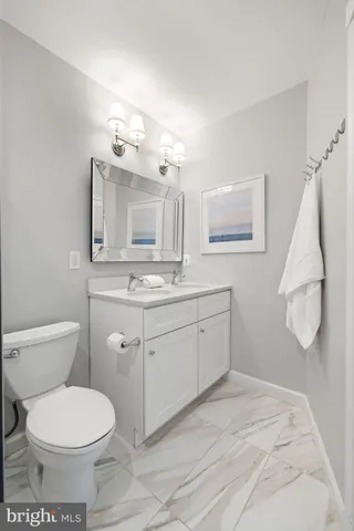 $1,225,000 | 1019 10th Street Northeast, Washington, DC 20002