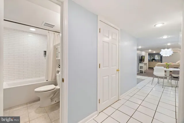 $1,225,000 | 1019 10th Street Northeast, Washington, DC 20002