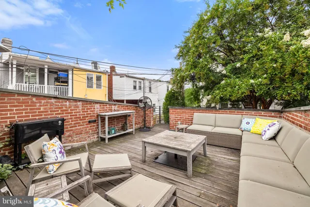 $1,225,000 | 1019 10th Street Northeast, Washington, DC 20002