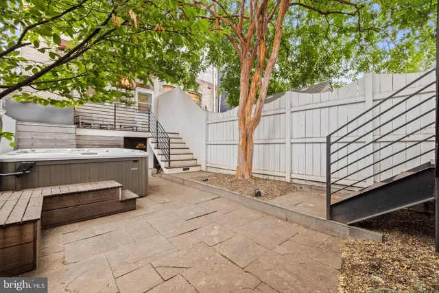 $1,225,000 | 1019 10th Street Northeast, Washington, DC 20002