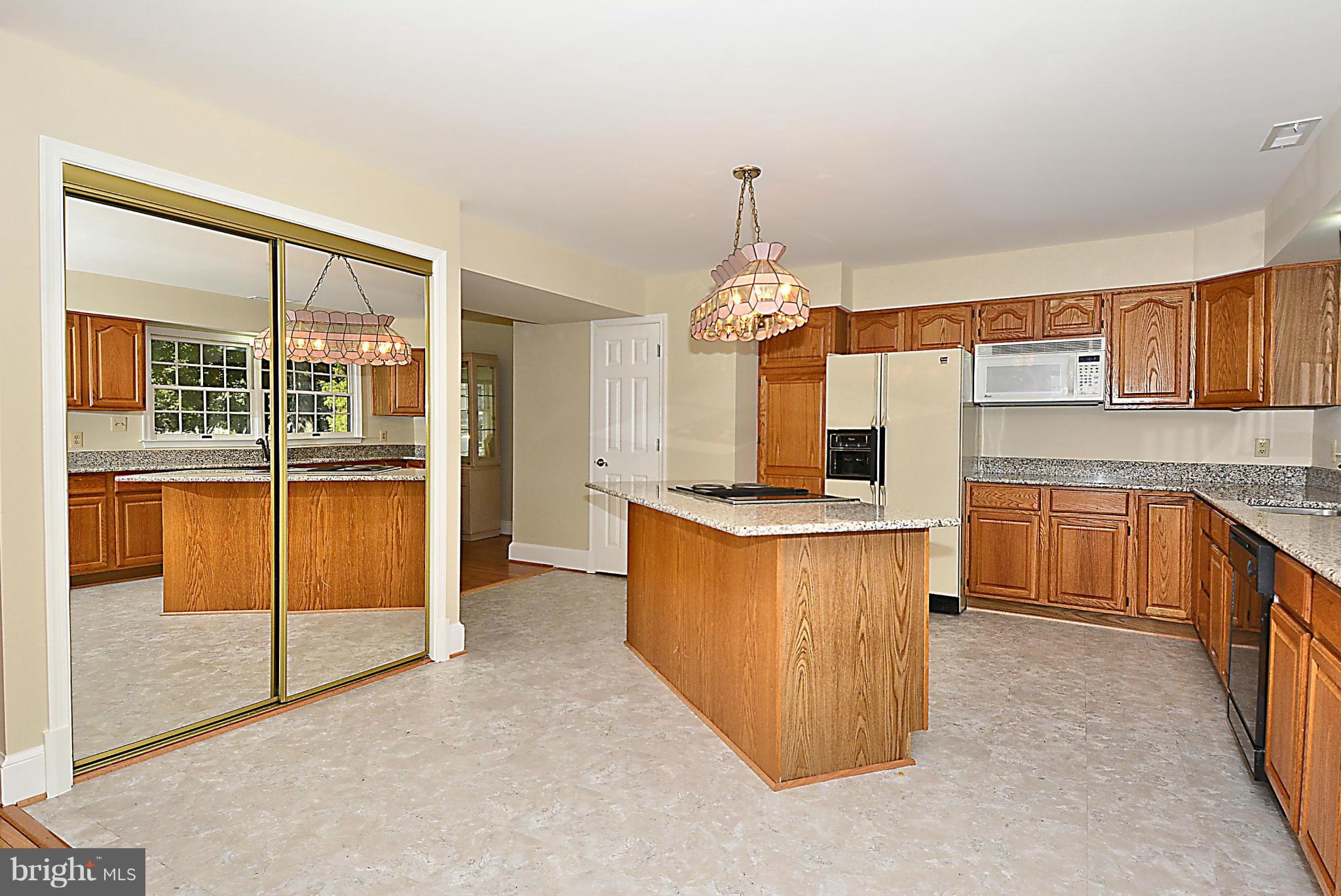 726 Tyler Point Road Deale, MD 20751 - Photo 11 of 30 Kitchen