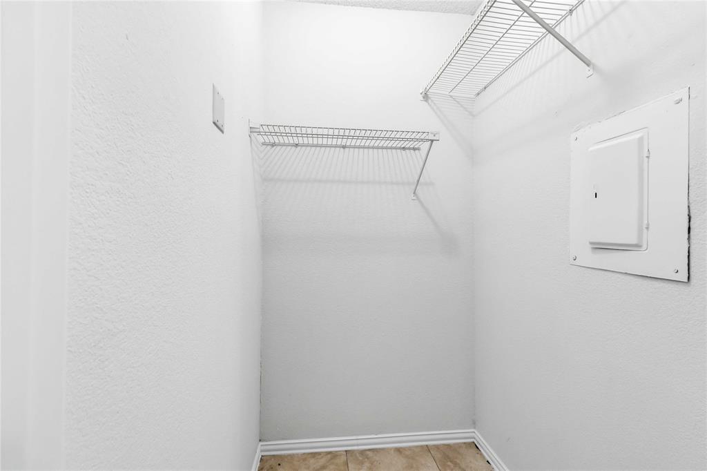 9809 Walnut Street, Unit E107 Dallas, TX 75243 - Photo 27 of 29