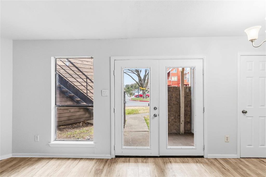 9809 Walnut Street, Unit E107 Dallas, TX 75243 - Photo 7 of 29