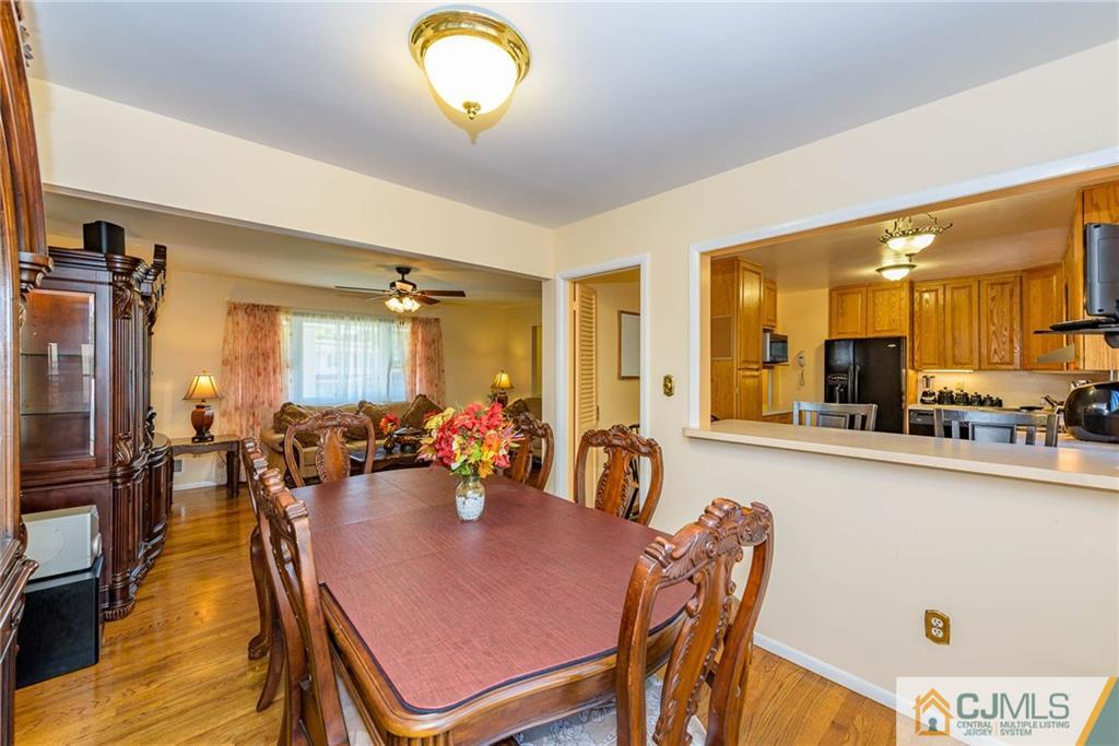 14 Gifford Road Somerset, NJ 08873 - Photo 10 of 25 a dinning table and chairs in a room