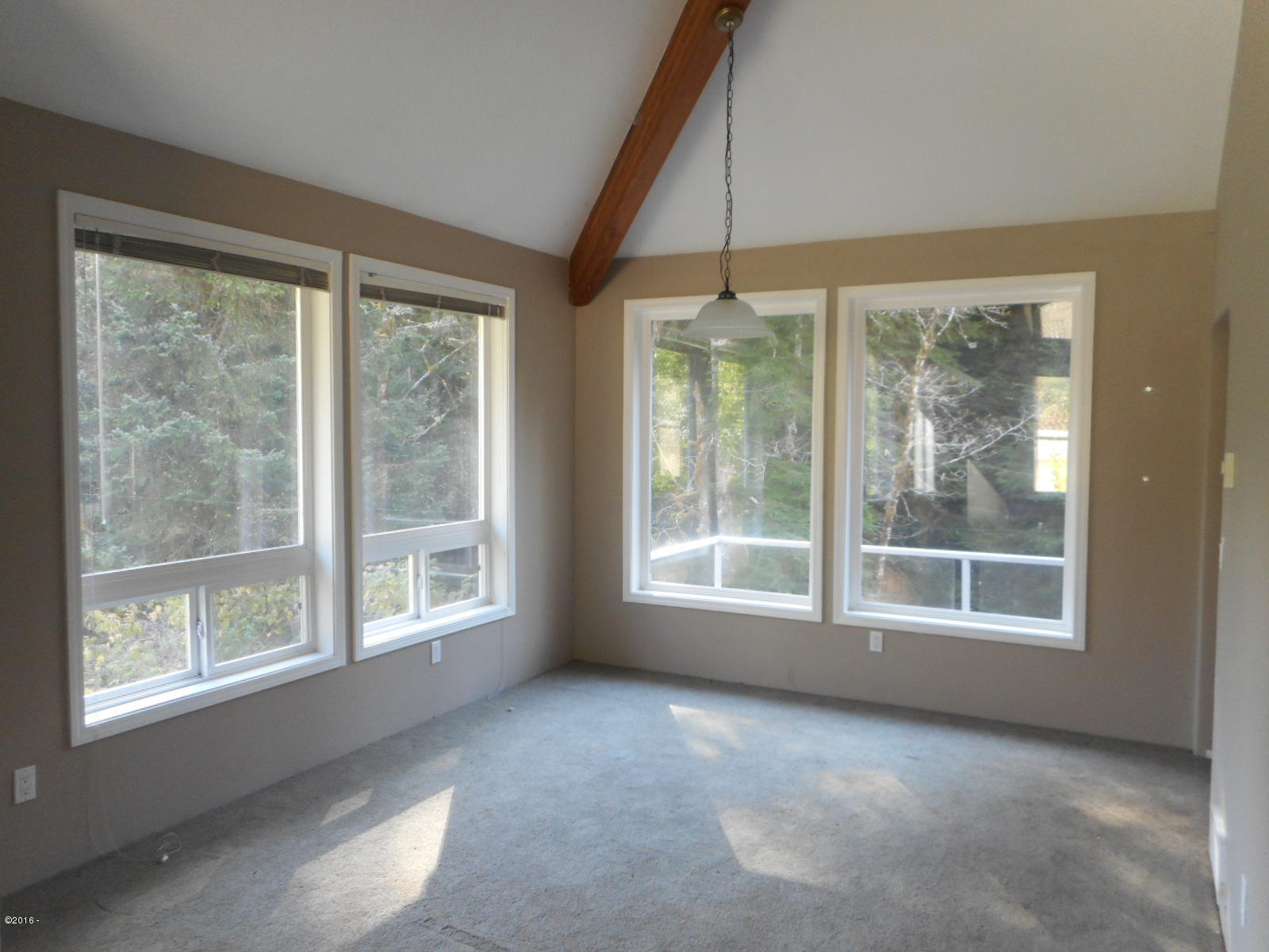 4306 South Schooner Creek Road Lincoln City, OR 97367 - Photo 4 of 22 Dining Area