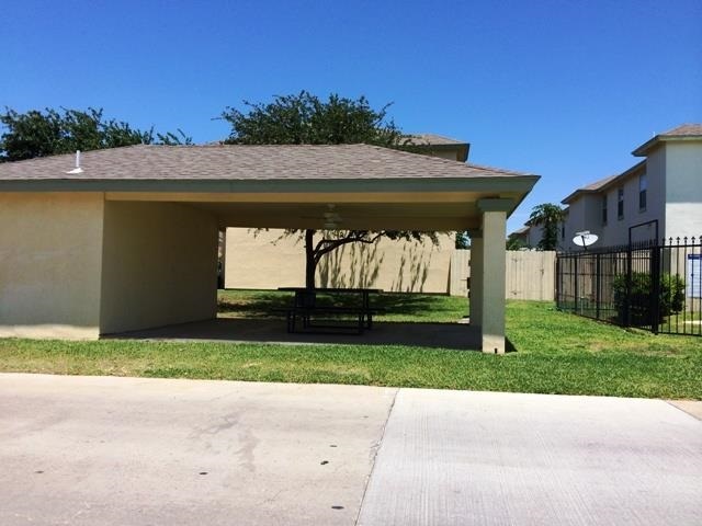 1000 Ranchway Drive, Unit 92 Laredo, TX 78045 - Photo 9 of 9 Gallery Image 9