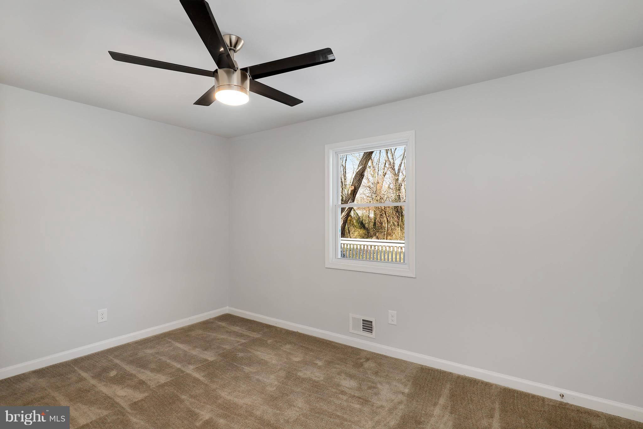 5906 Point Pleasant Road Baltimore, MD 21206 - Photo 13 of 31 Gallery Image 13