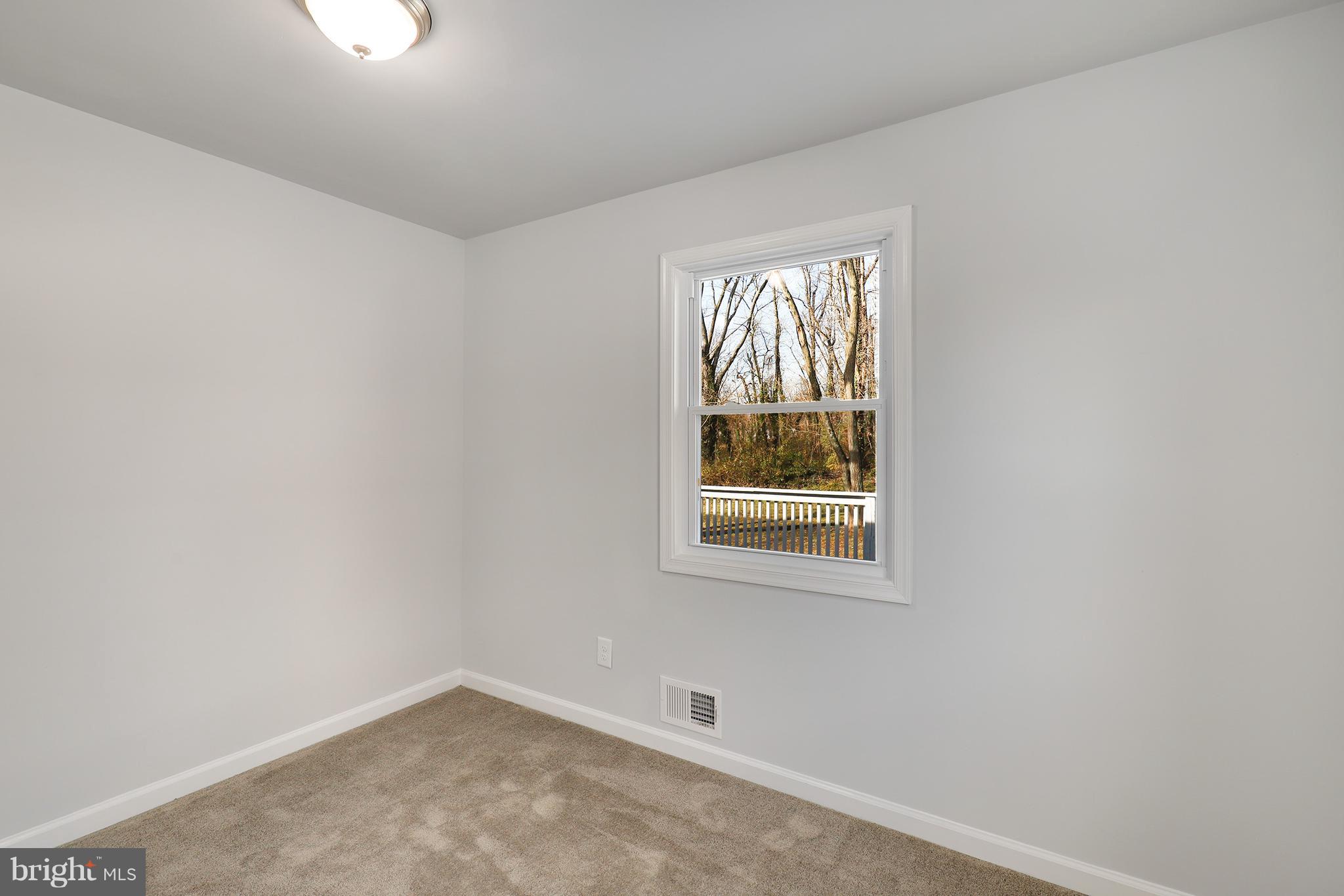 5906 Point Pleasant Road Baltimore, MD 21206 - Photo 17 of 31 Gallery Image 17