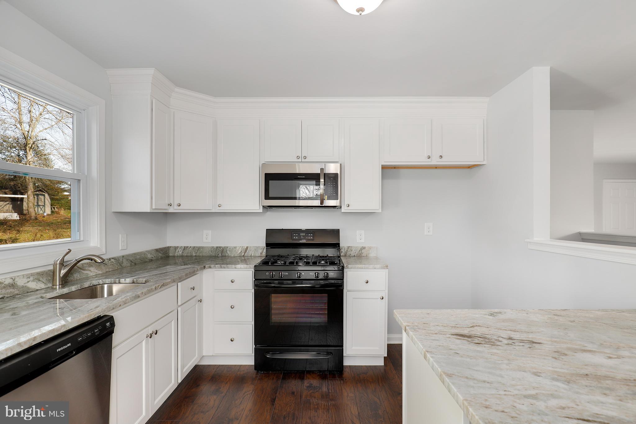 5906 Point Pleasant Road Baltimore, MD 21206 - Photo 8 of 31 Gallery Image 8