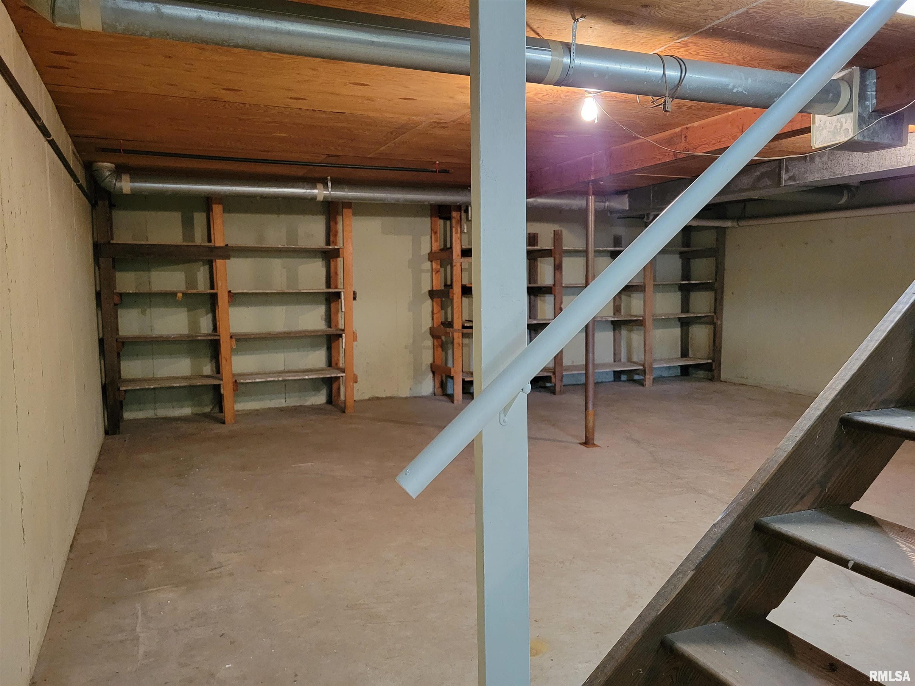 650 West 2nd Street Dallas City, IL 62330 - Photo 14 of 19
