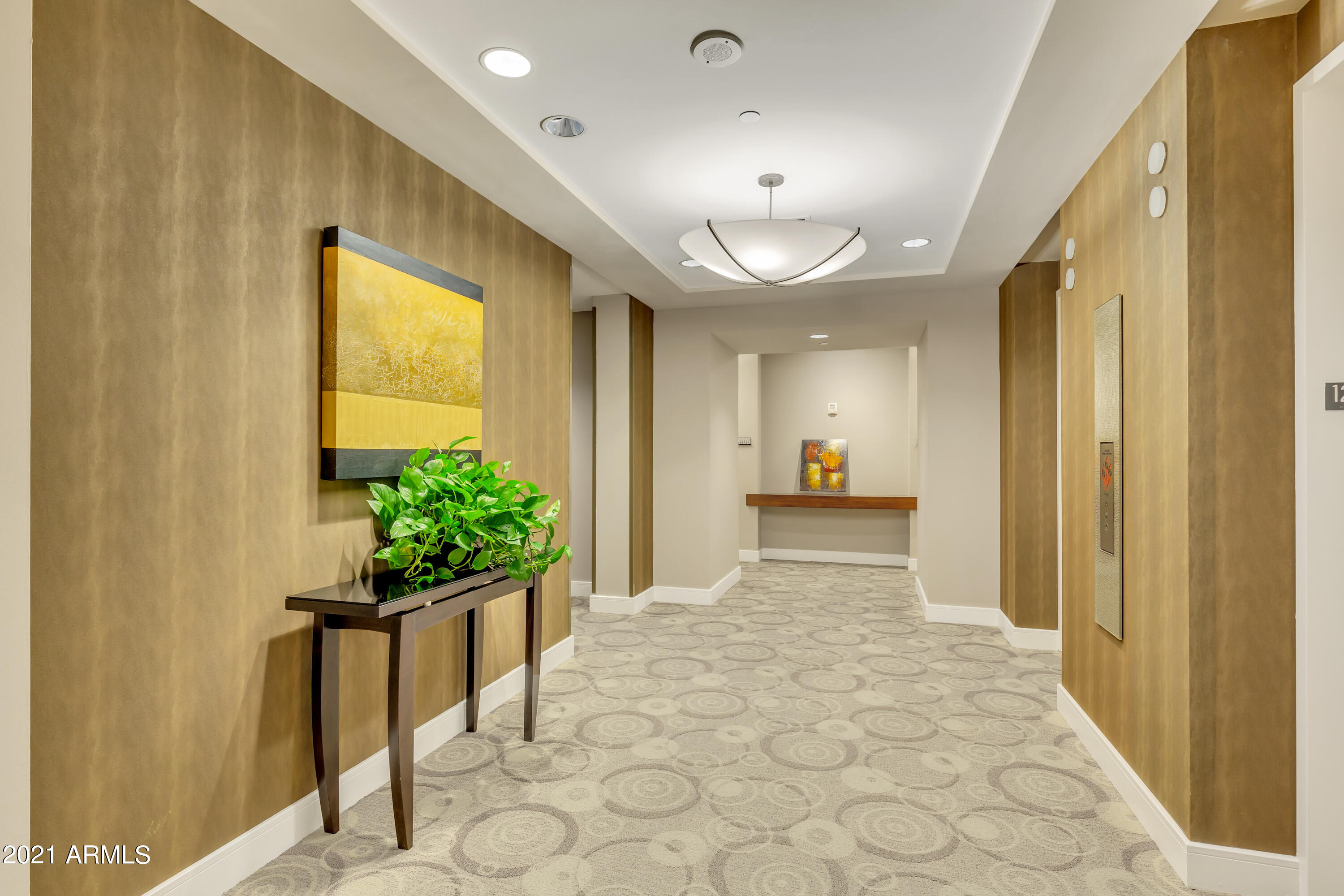 2211 East Camelback Road, Unit 1201 Phoenix, AZ 85016 - Photo 29 of 39 Hall way to Penthouse