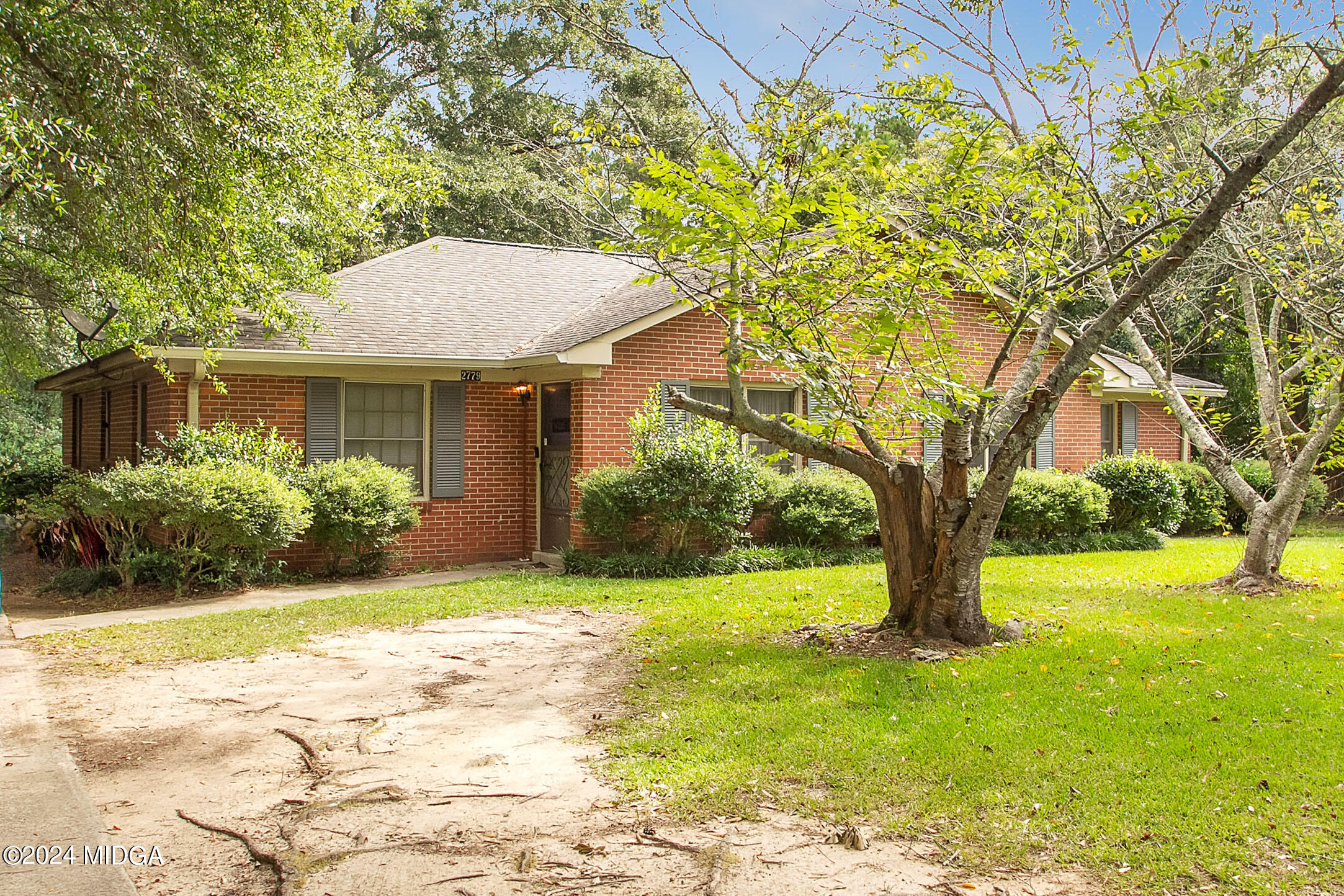 2779 Riverview Road Macon, GA 31204 - Photo 2 of 7 2777 Riverview Rd-7708
