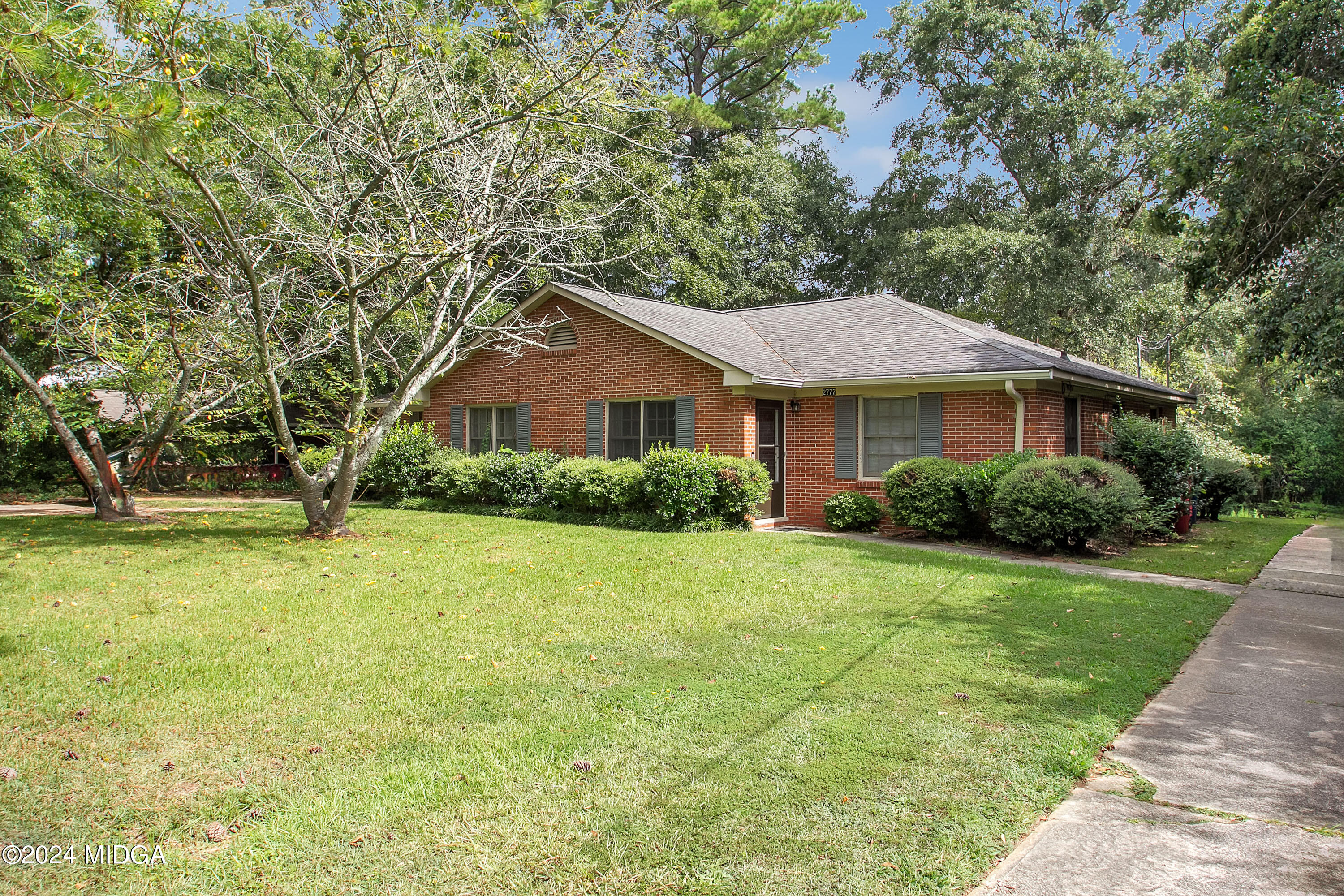 2779 Riverview Road Macon, GA 31204 - Photo 3 of 7 2777 Riverview Rd-7711