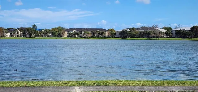 $289,000 | 5005 Wiles Road, Unit 106, Coconut Creek, FL 33073