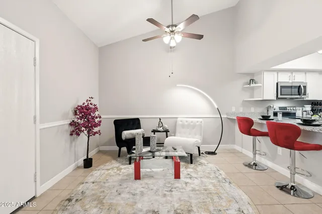 $1,600 | 8004 North 32nd Drive, Unit 1, Phoenix, AZ 85051