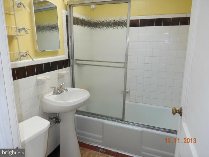 1908 Lakeview Road Wilmington, DE 19805 - Photo 9 of 10 Gallery Image 9