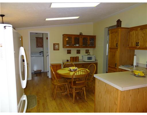 26 King Philip Road Coventry, RI 02816 - Photo 4 of 13 Kitchen.