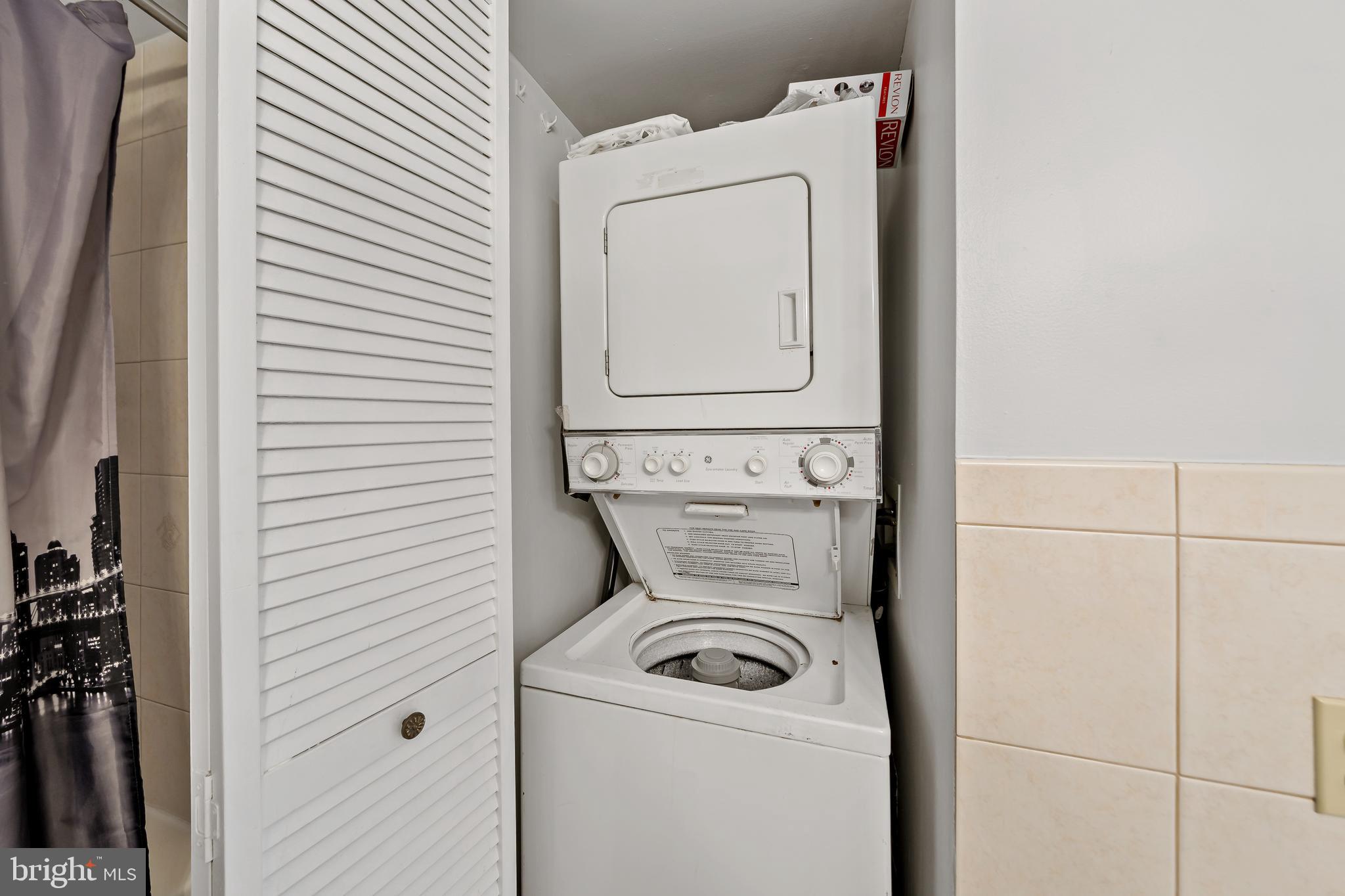 1420 Locust Street, Unit 15M Philadelphia, PA 19102 - Photo 14 of 32