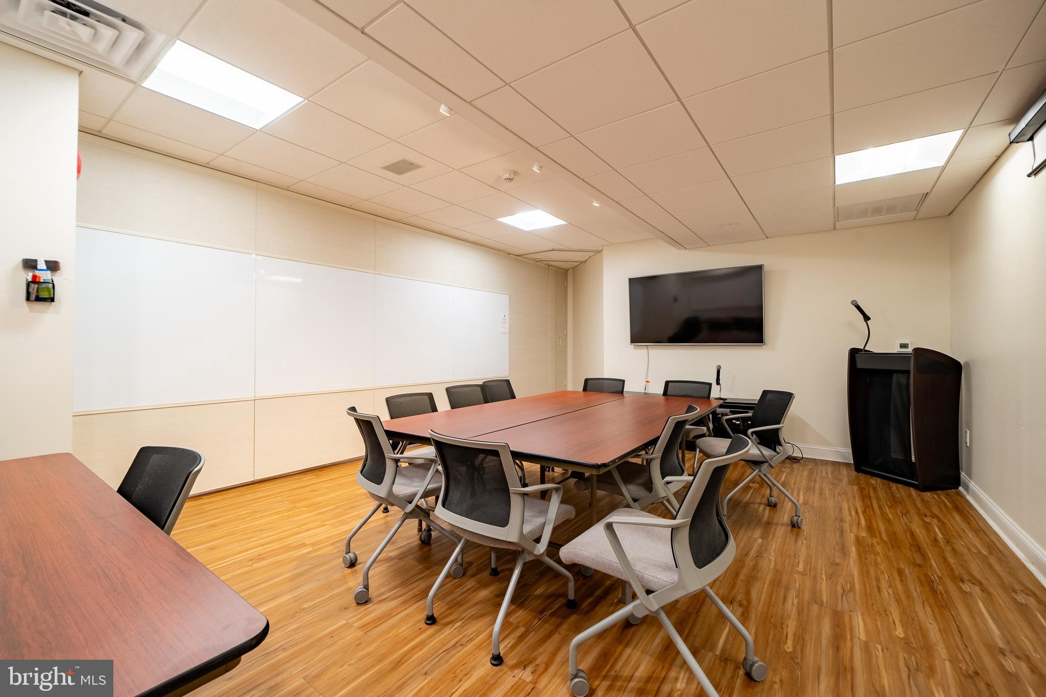 1420 Locust Street, Unit 15M Philadelphia, PA 19102 - Photo 22 of 32