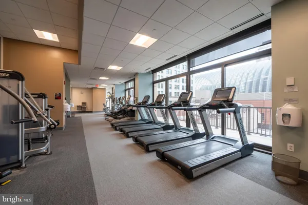 $2,100 | 1420 Locust Street, Unit 15M, Philadelphia, PA 19102