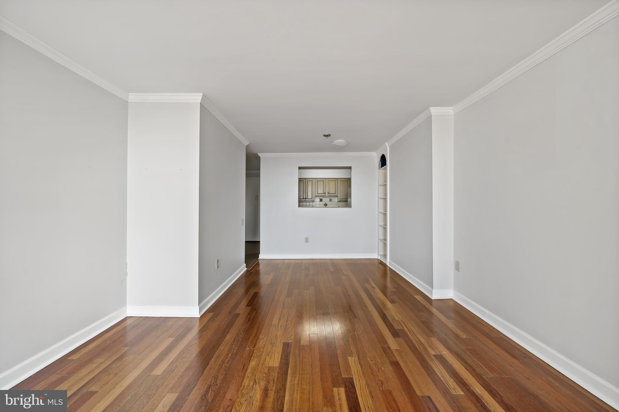 1420 Locust Street, Unit 15M Philadelphia, PA 19102 - Photo 4 of 32