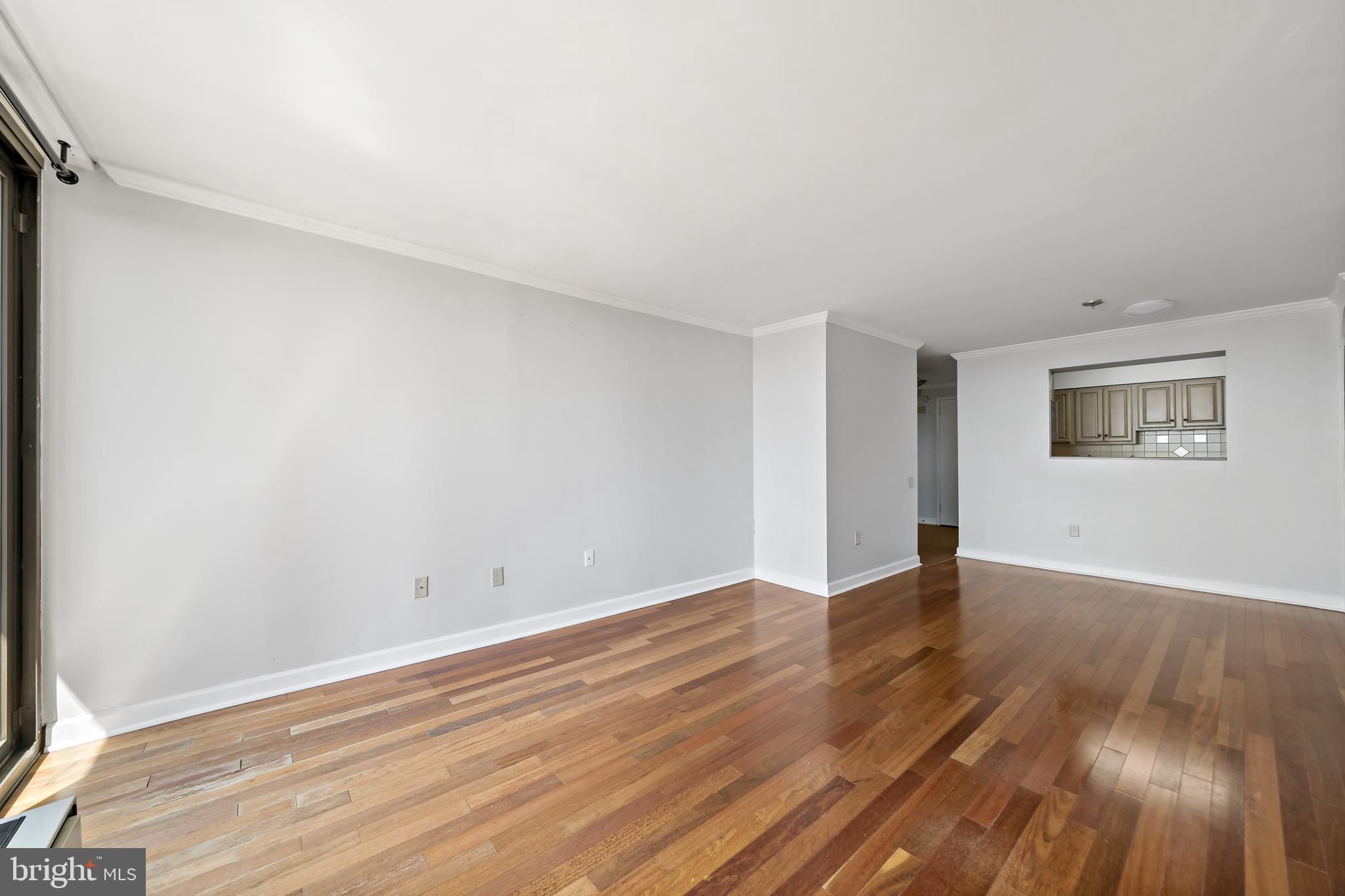 1420 Locust Street, Unit 15M Philadelphia, PA 19102 - Photo 5 of 32