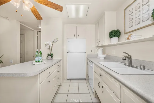 $365,000 | 13350 St Andrews Drive, Unit 68E M12, Seal Beach, CA 90740