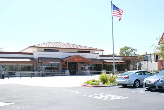 $365,000 | 13350 St Andrews Drive, Unit 68E M12, Seal Beach, CA 90740