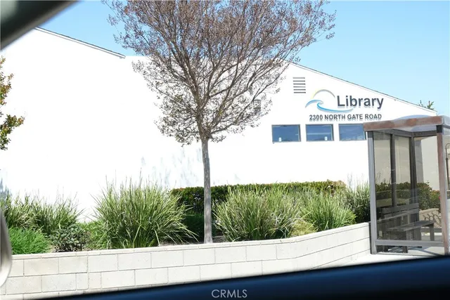 $365,000 | 13350 St Andrews Drive, Unit 68E M12, Seal Beach, CA 90740