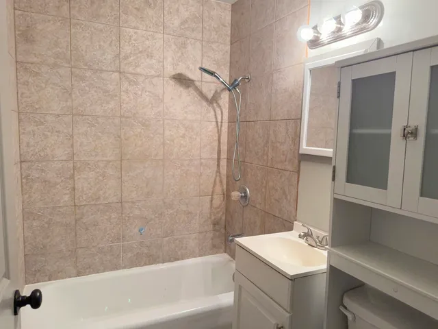 $130,000 | 30 Gilbert Terrace, Machesney Park, IL 61115