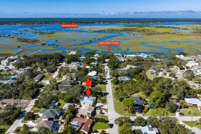 an aerial view of multiple house