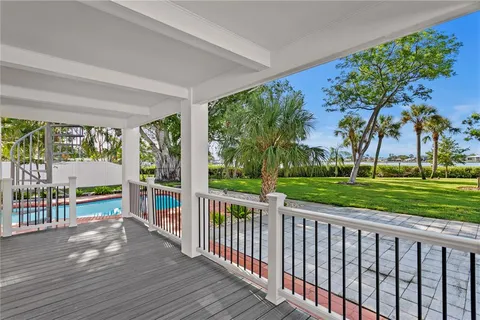 $2,395,000 | 234 Driftwood Road Southeast, St. Petersburg, FL 33705
