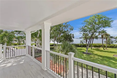 $2,395,000 | 234 Driftwood Road Southeast, St. Petersburg, FL 33705